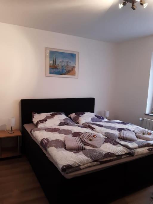 Ferienwohnung Philippi - Moselblick Mit Grosser Dachterrasse, 75 Qm, Hunde Willkommen Mehring  Exterior foto